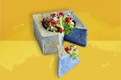 Butterfly pea toast