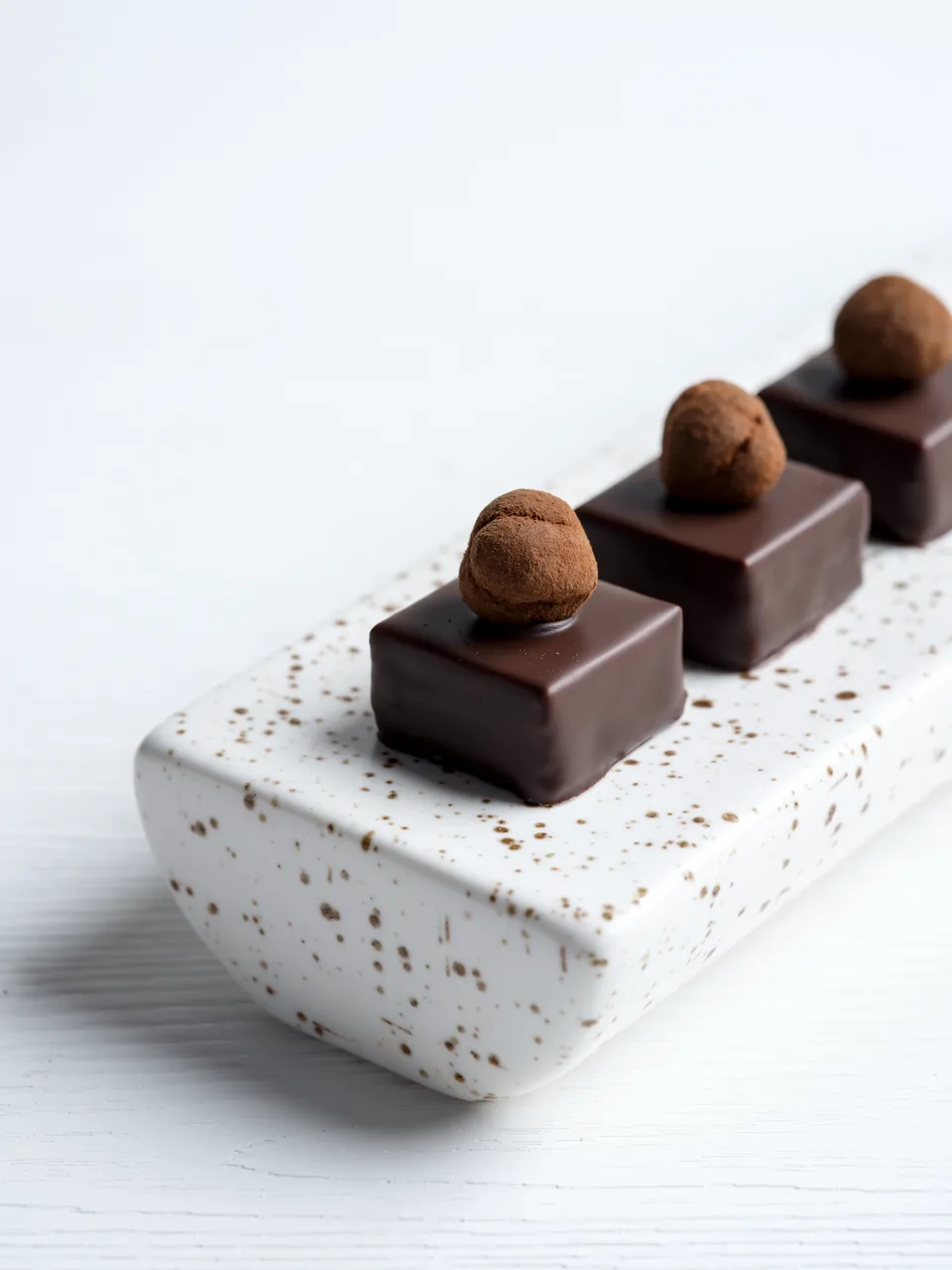 Ciocolată Belcolade Selection Noir Cacao-Trace - Puratos
