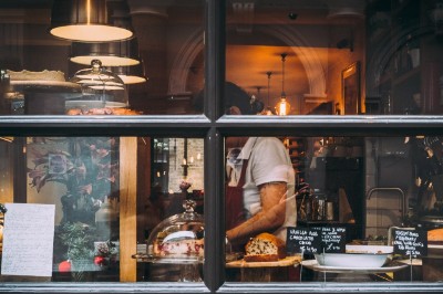 Puratos România pregătește oficializarea meseriei de ciocolatier în COR și pregătește investiții de sute de mii de euro în învățământul dual pentru industria de patiserie, brutărie și ciocolaterie