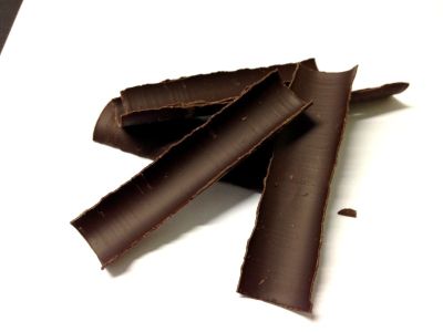 Dark chocolate shavings