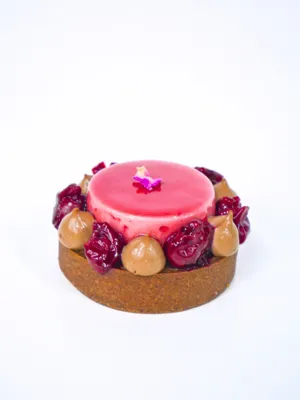 Tartă cu ciocolată și vișine