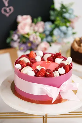 Vanilla & Sourcherry Cake